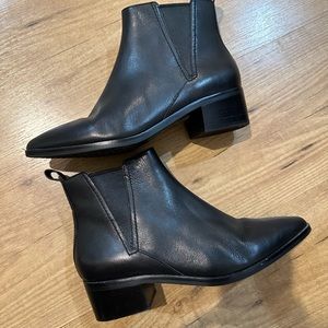 Cole haan Chelsea boot